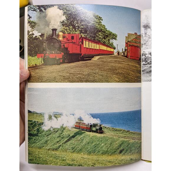 Vintage 1972 Railway World Annual - Railroadiana History Railfan - Picture 6 of 10